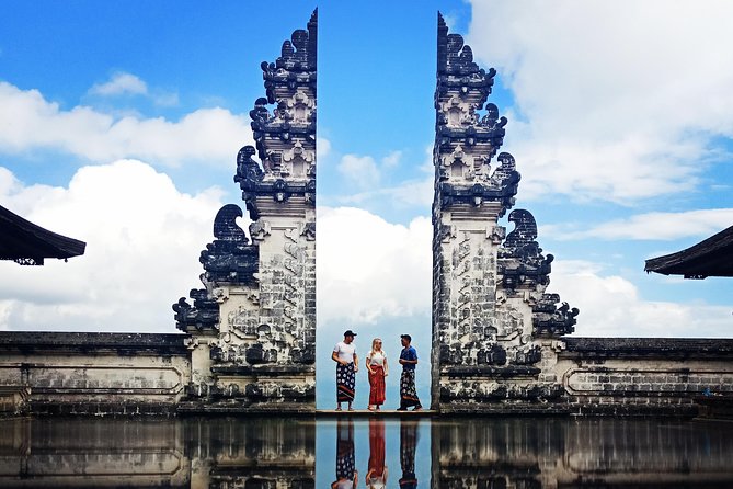 5 Pantai Yang Paling Bagus di Bali yang Patut Kalian Kunjungi